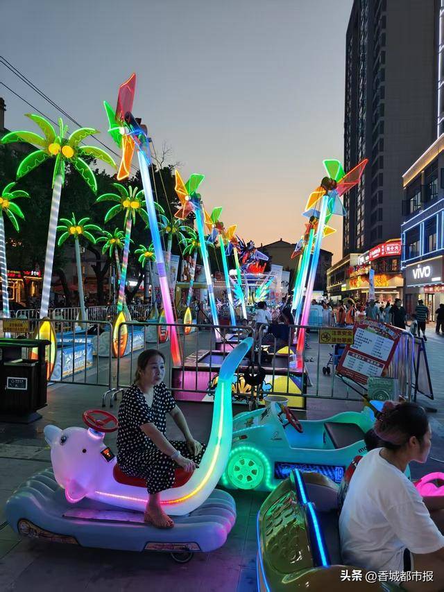 烟火漫街巷 活力满永安j9九游会(中国)网站